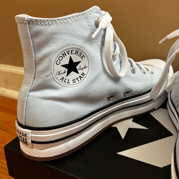 Girls Converse Chuck Taylor All Star Shoes Like New - Picture 5 of 9